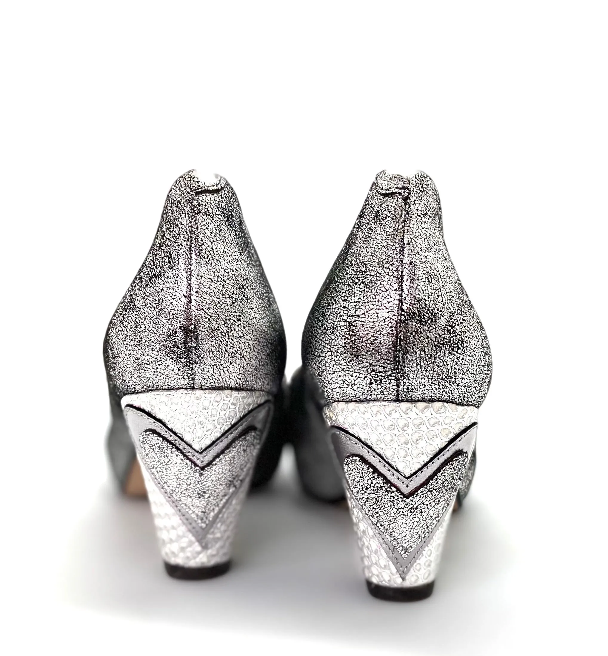 Amour - Brushed Silver shoe