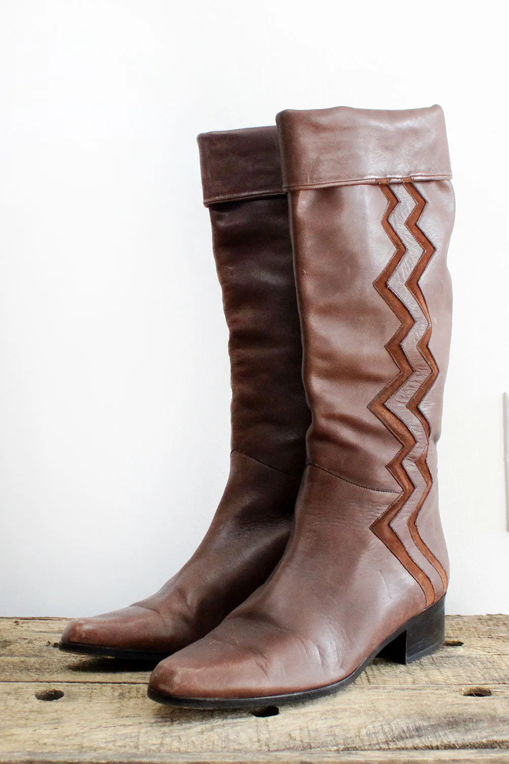 Andre Assous Zig Zag Boots 8