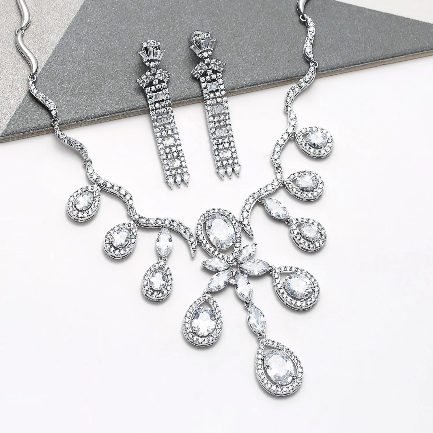 Art Deco Vintage Style Bridal Jewelry Set Statement Necklace & Earrings AAA CZ