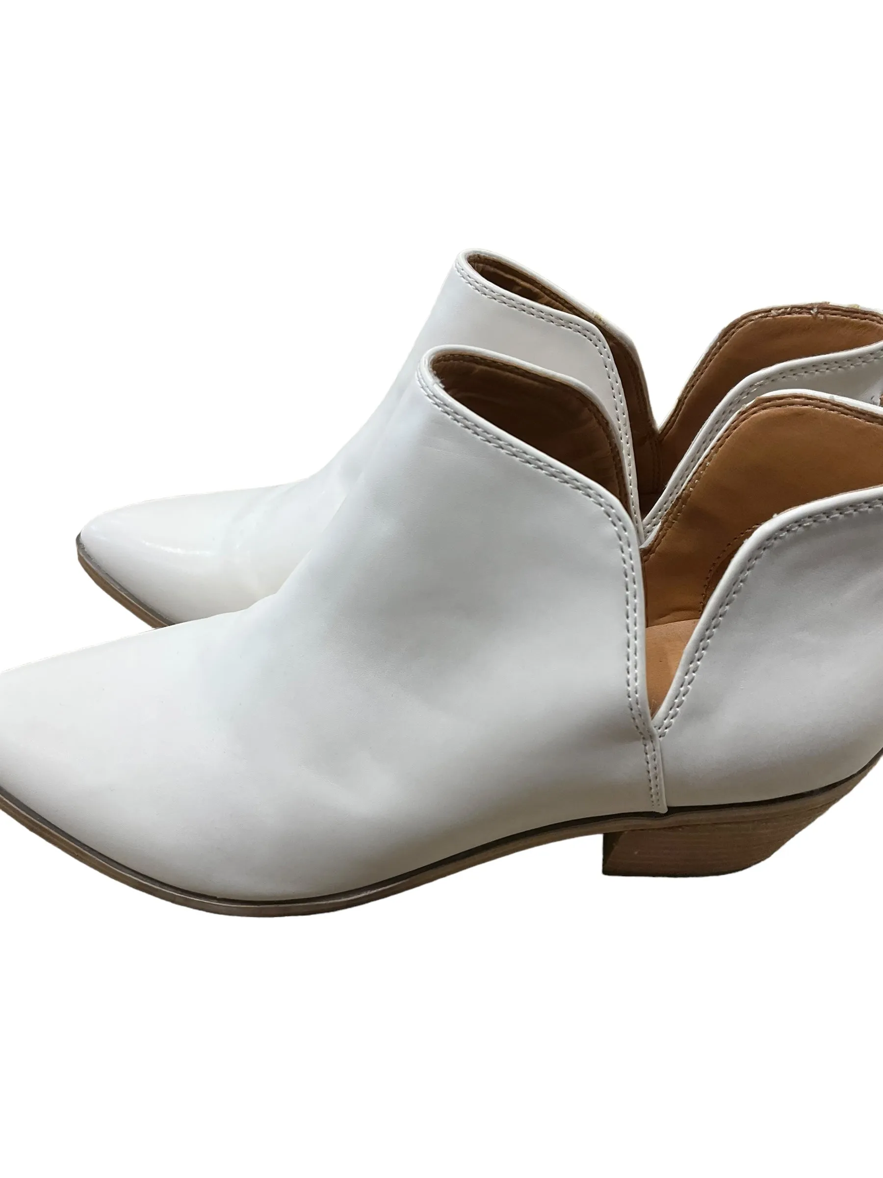 Boots Ankle Heels By Nine West In Cream, Size: 10