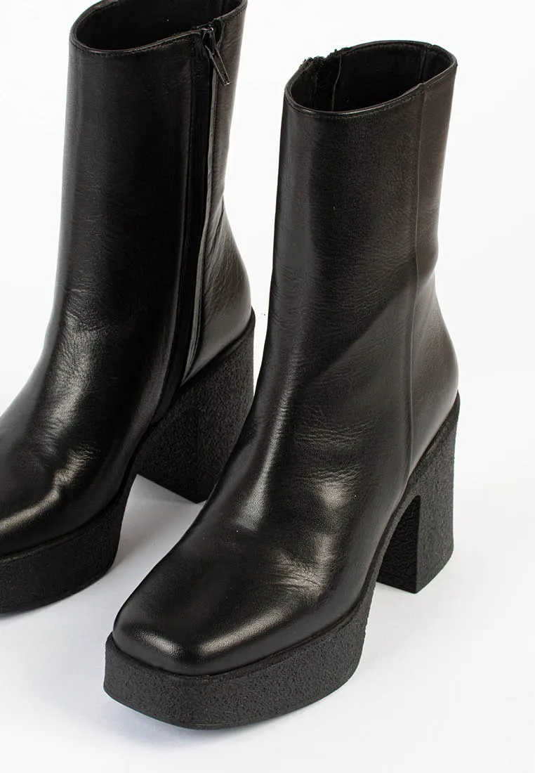 Frida Black Ankle Boots