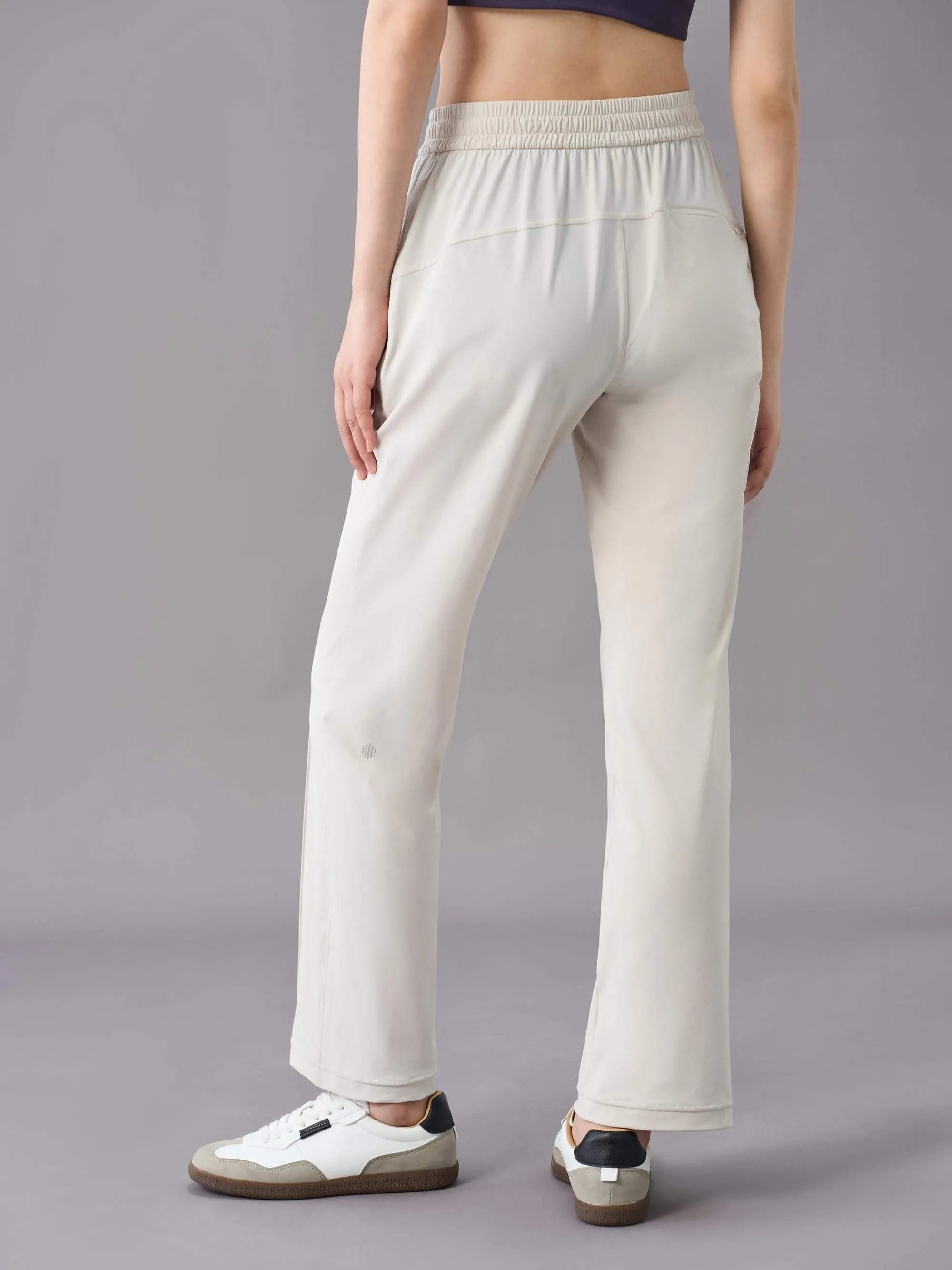 NEIWAI ACTIVE X NYCB Light Woven Straight Leg Pants